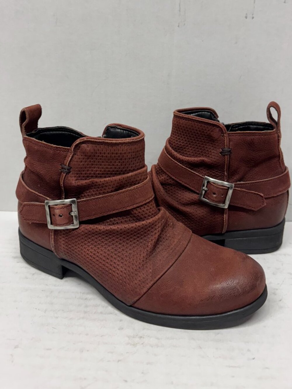 MIZ MOOZ RUCHED NUBUCK LEATHER BOOT SIDE ZIP BUCKLE COPPER 37EU / 7US Z-260